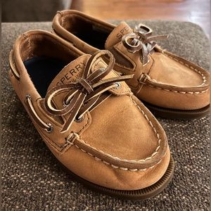 NWOT Sperry Slip-On Boat Shoes (9m)